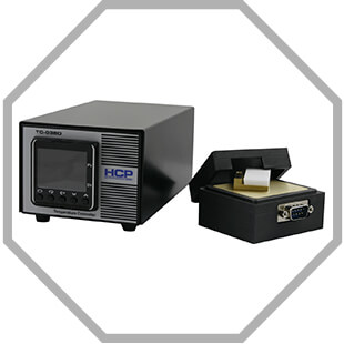 Accessories like oven and Temperature Controlls for all Periodically poled lithium niobate Crystals